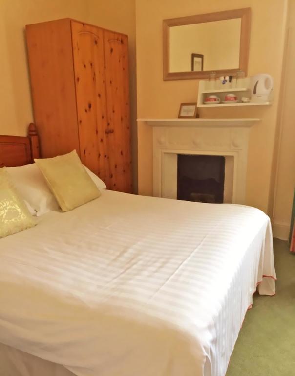 Tara Hall Accommodation Dún Laoghaire Chambre photo